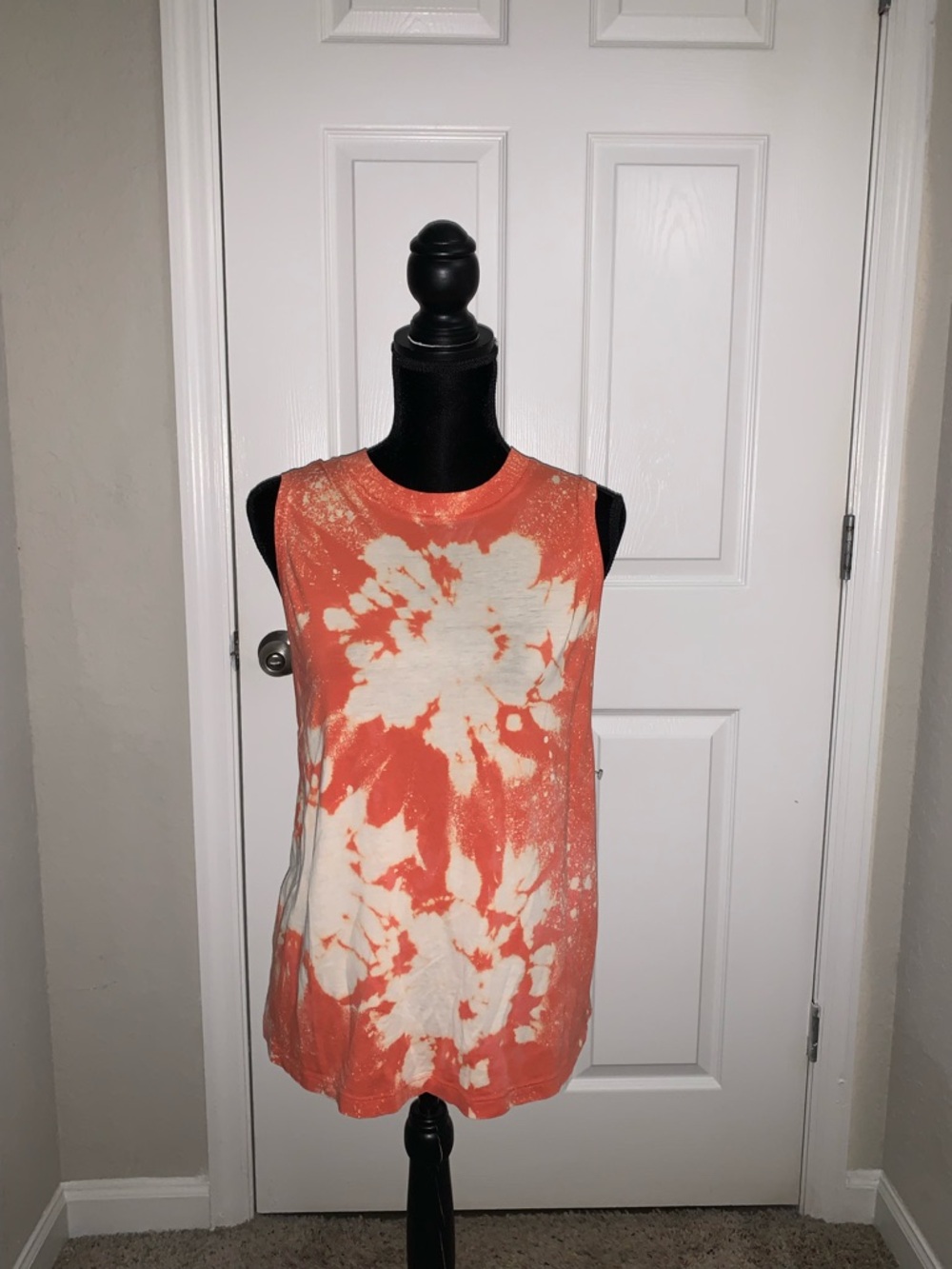 lululemon athletica Coral and Cream Tie-Dye Sleeveless Tank